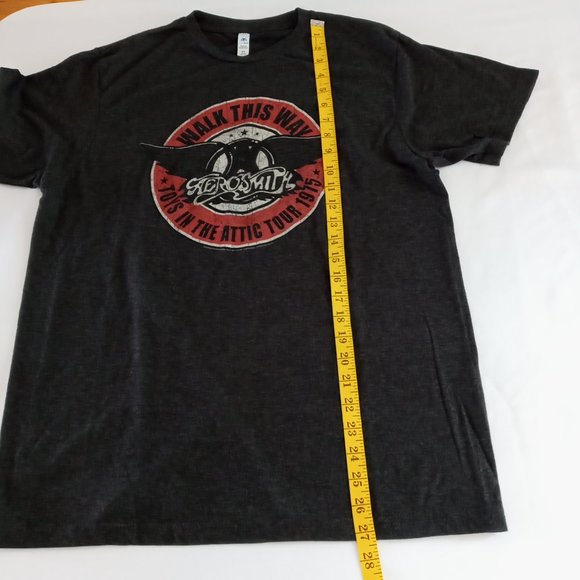 Aerosmith Walk this Way "Toys in the Attic Tour 1975" T-Shirt Size Large - Picture 4 of 7